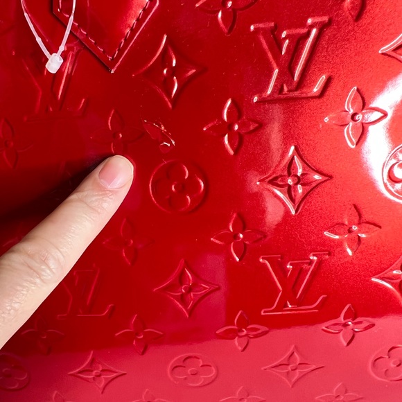 Louis Vuitton Vernis Alma Gm - Picture 10 of 15